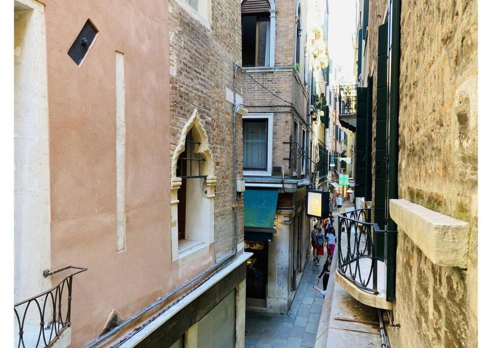 Sweet Time Venice, Luxury San Marco Frezzaria Apt! Eksteriør bilde