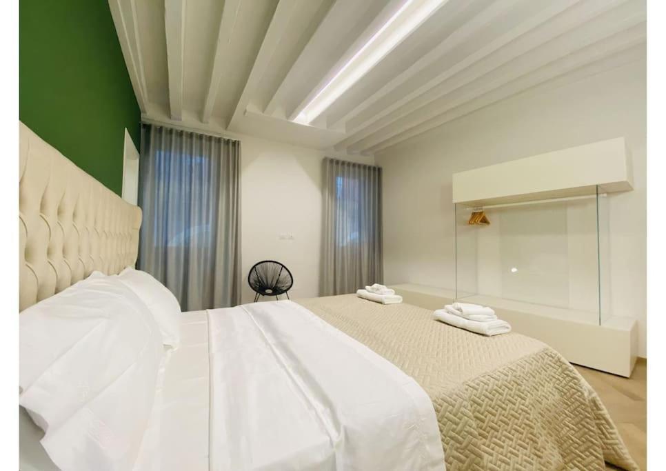 Sweet Time Venice, Luxury San Marco Frezzaria Apt! Eksteriør bilde